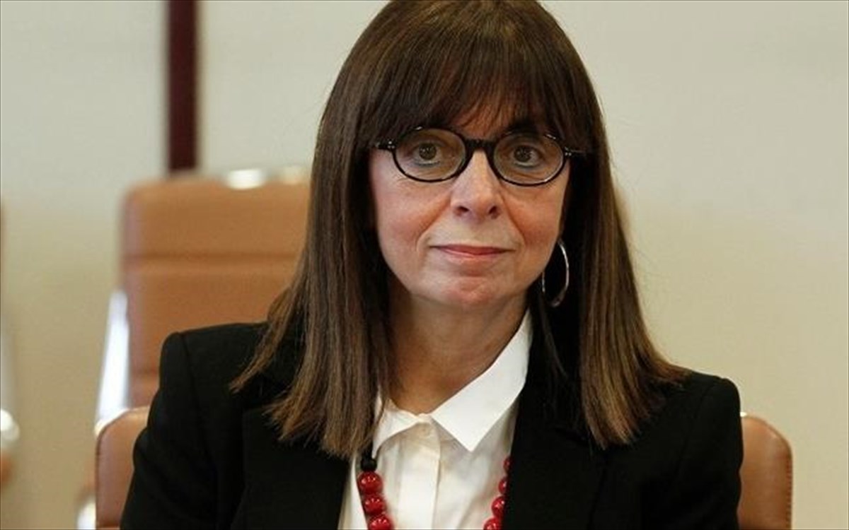 Κατερίνα Σακελλαροπούλου για την επίθεση στον Γιάνη Βαρουφάκη: Η βία δεν έχει θέση στη δημοκρατία μας