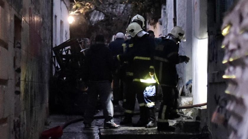 Ίλιον: Φωτιά σε διαμέρισμα πέμπτου ορόφου – Συναγερμός στην Πυροσβεστική