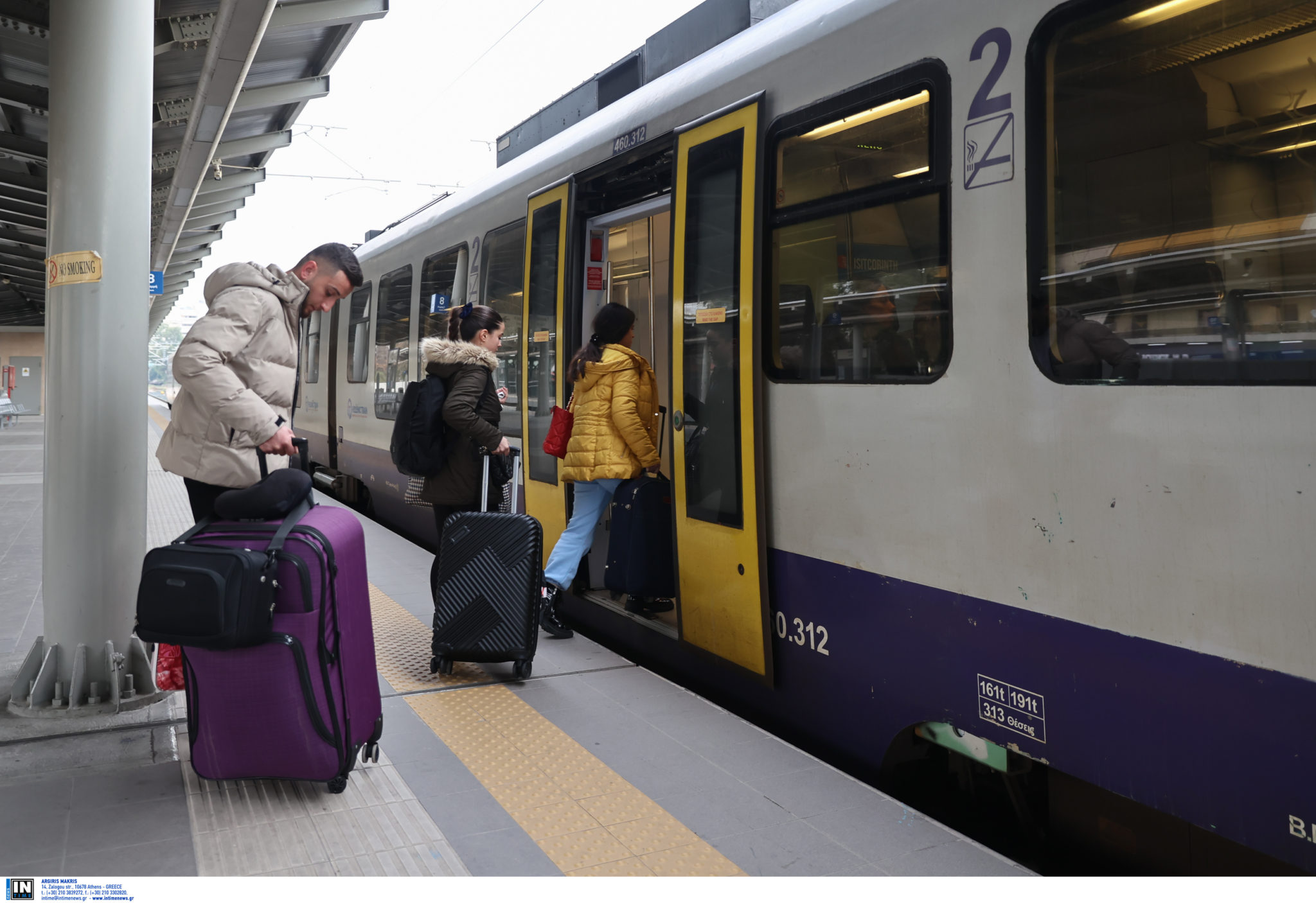 Σταθμός Λαρίσης Τρένα Προαστιακός