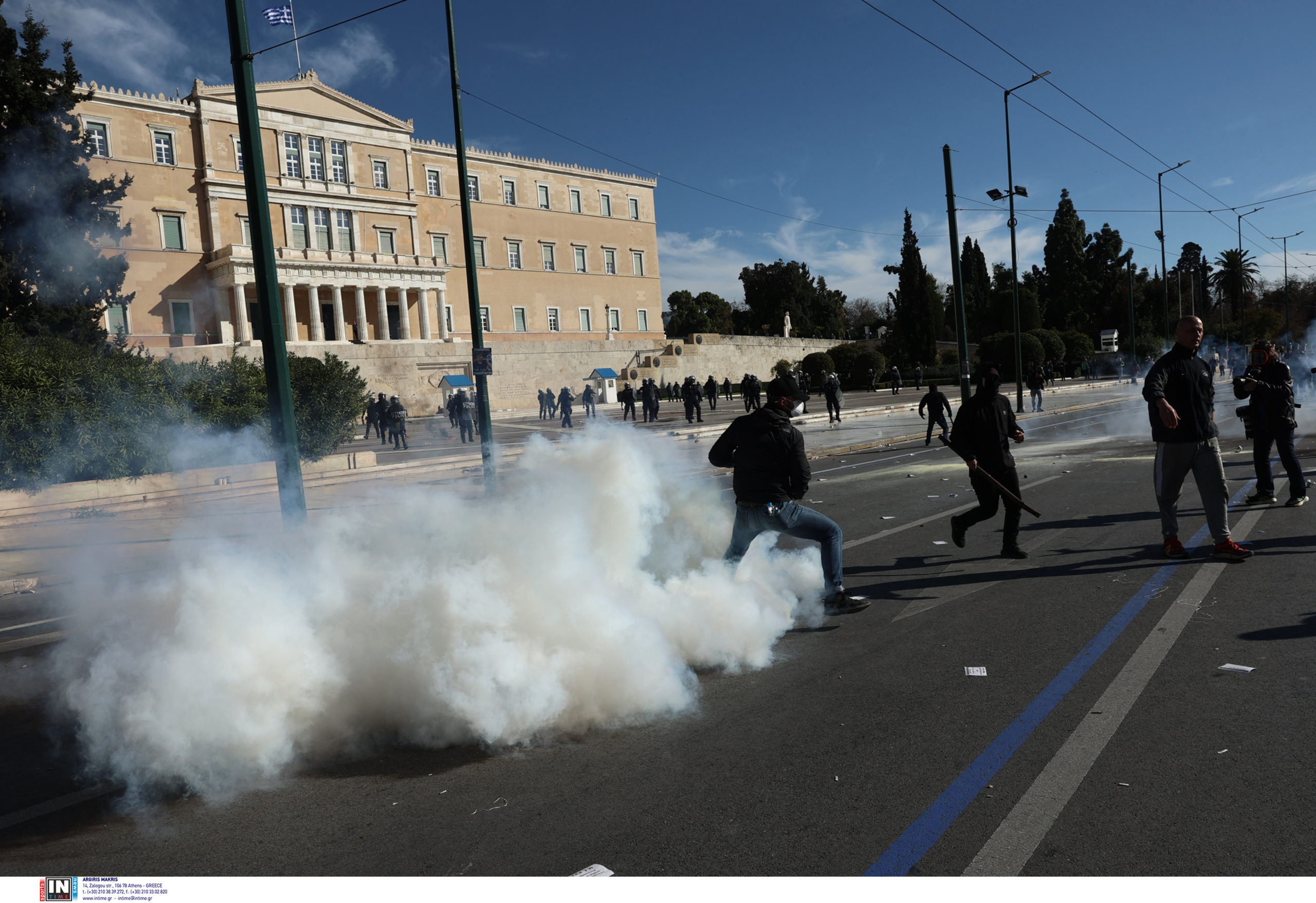 Επεισόδια Σύνταγμα