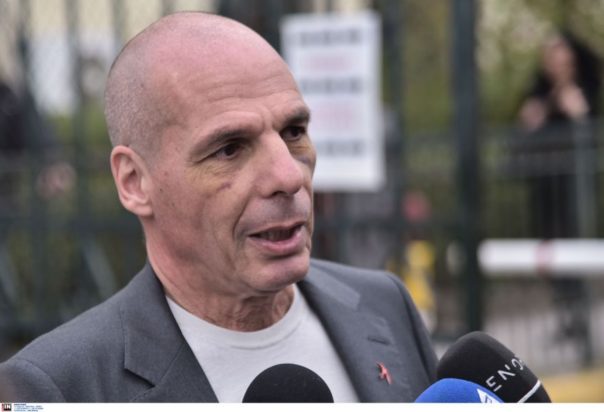 Γιάνης Βαρουφάκης