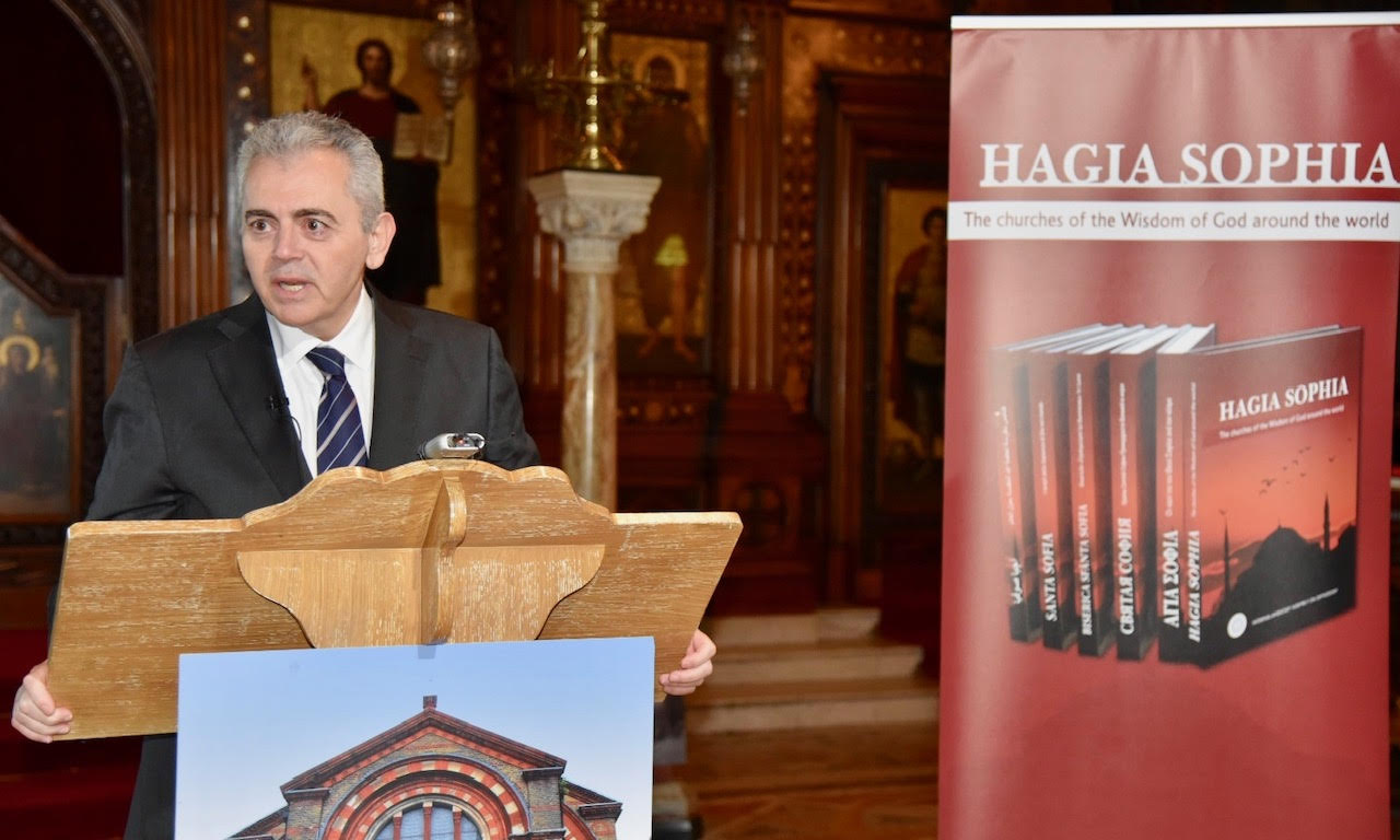 Μ. Χαρακόπουλος από το Λονδίνο: Προστασία της Αγίας Σοφίας, επιστροφή των γλυπτών του Παρθενώνα