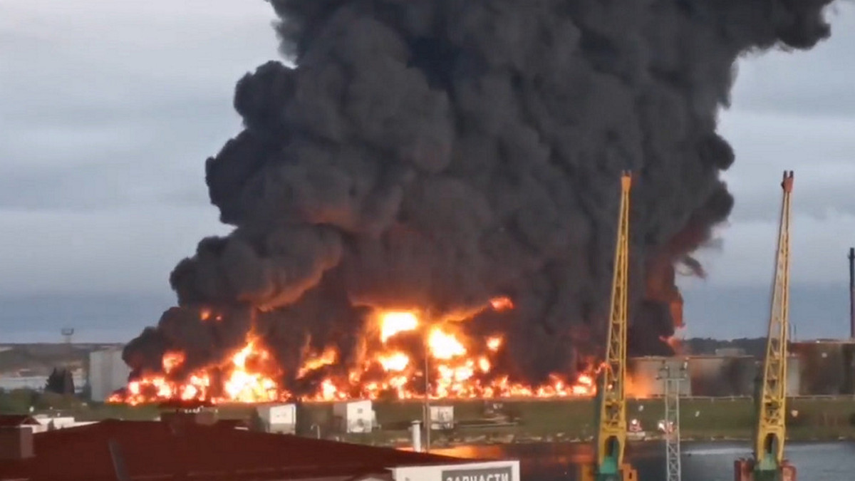 Πόλεμος στην Ουκρανία: Φωτιά σε δεξαμενή καυσίμων στην Κριμαία