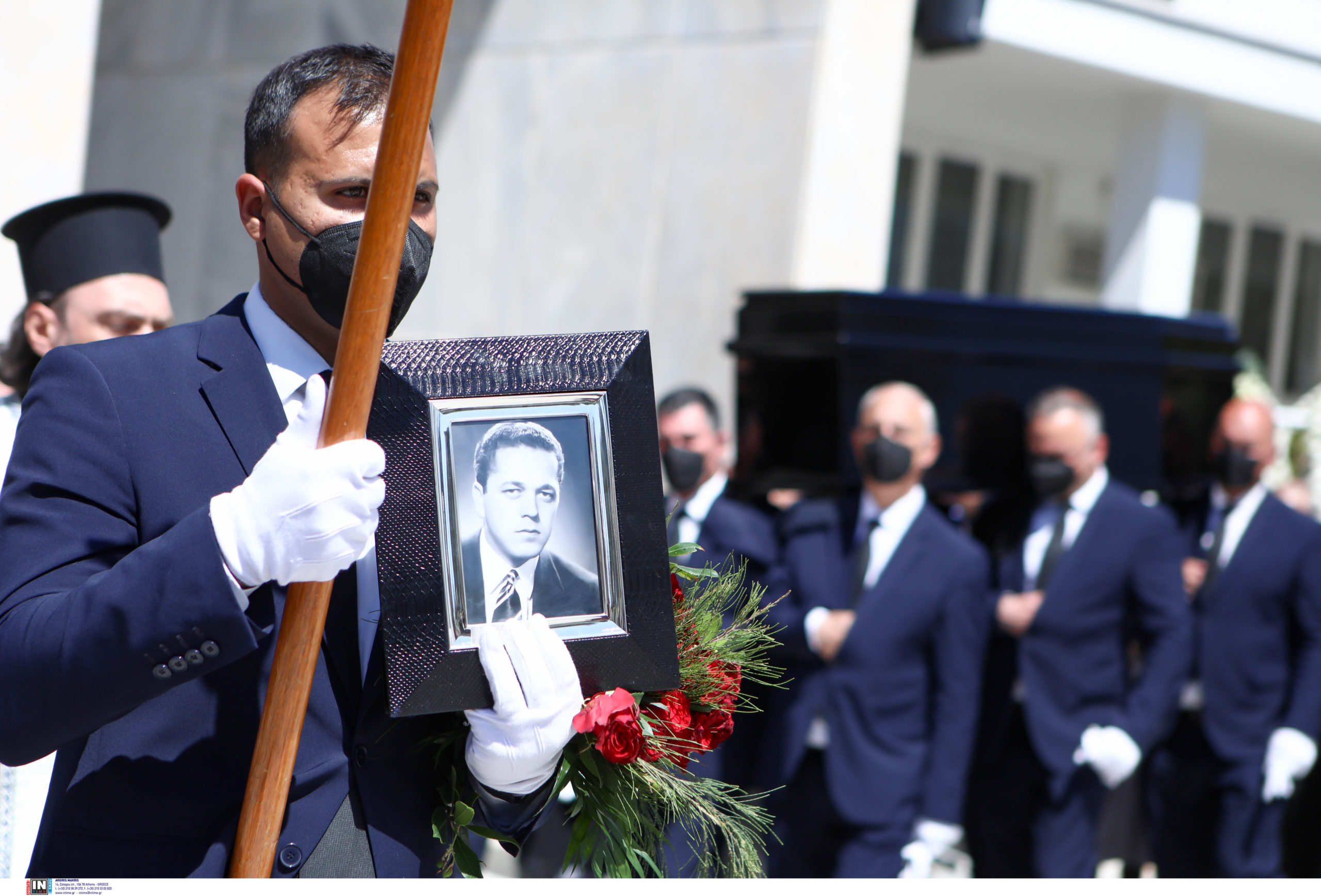 Γιώργος Μπόμπολας: Tο τελευταίο «αντίο» στον εκδότη και επιχειρηματία