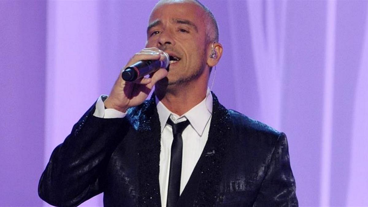 Eros Ramazzotti: Σε πελάγη ευτυχίας ο Ιταλός τραγουδιστής – Έγινε παππούς για πρώτη φορά
