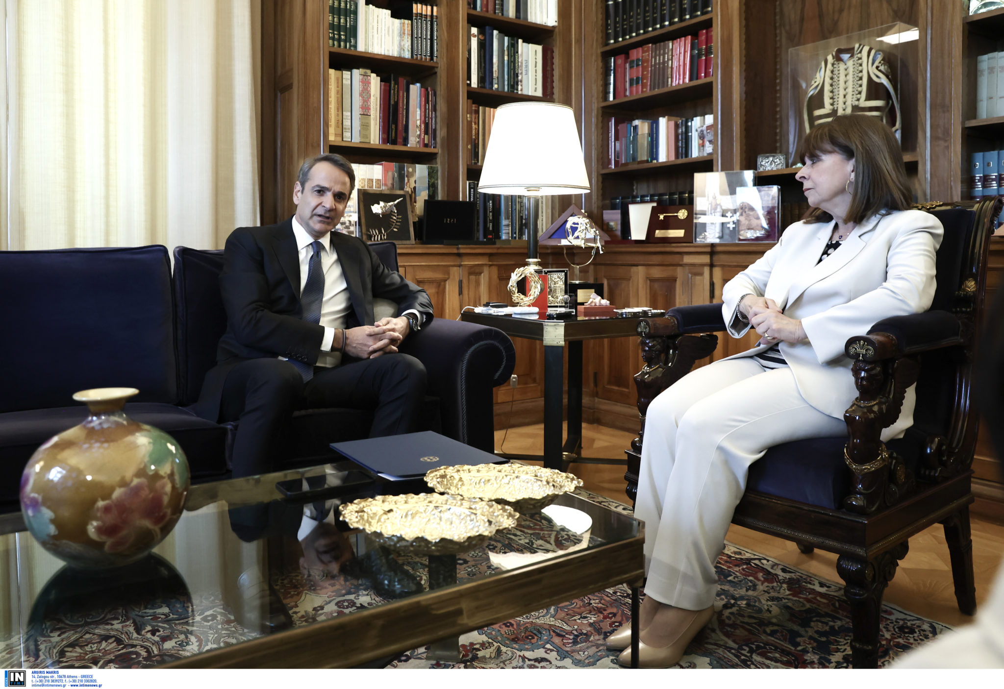 Μητσοτάκης - Σακελλαροπούλου