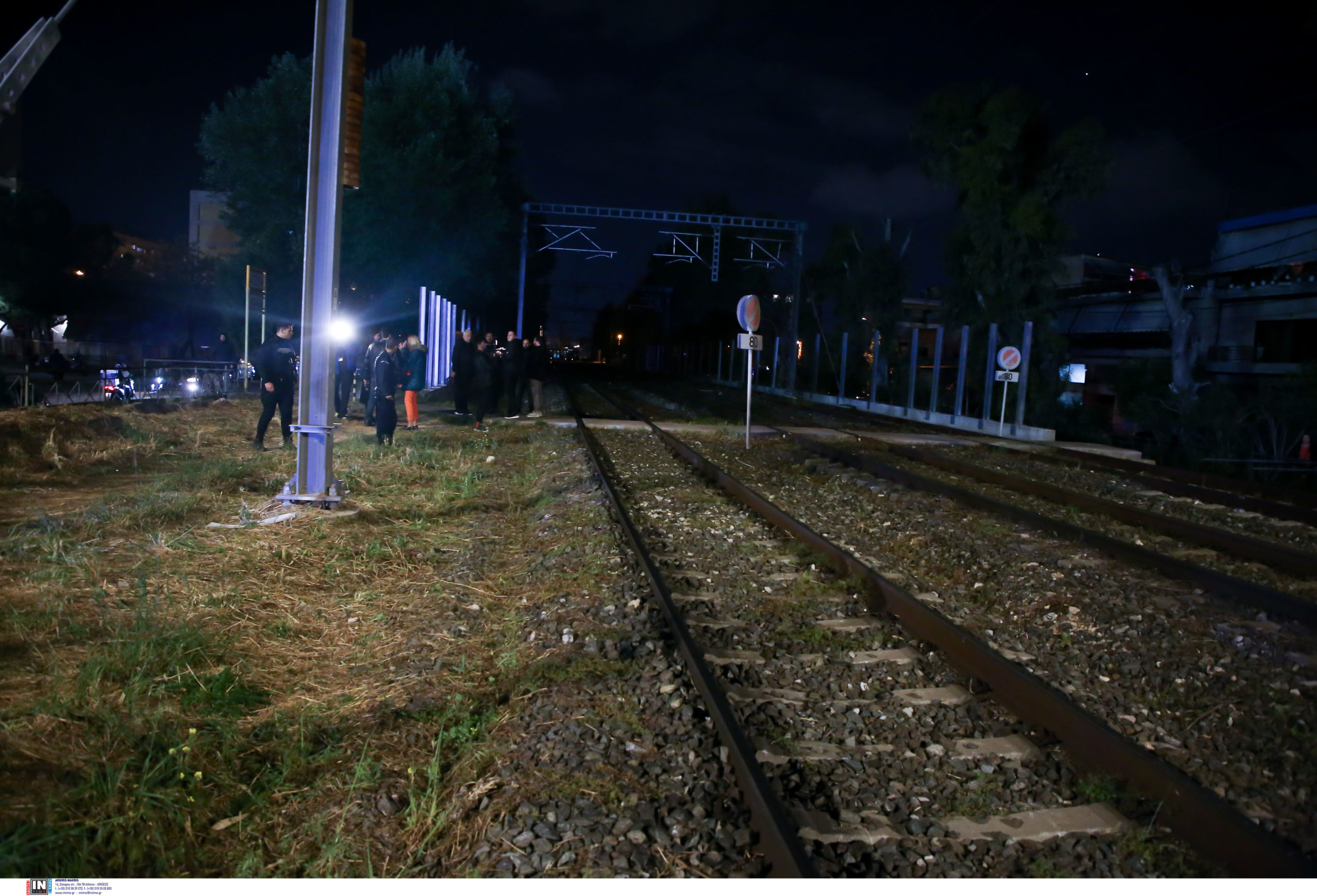 Ταύρος: 16χρονος παρασύρθηκε από τον Προαστιακό