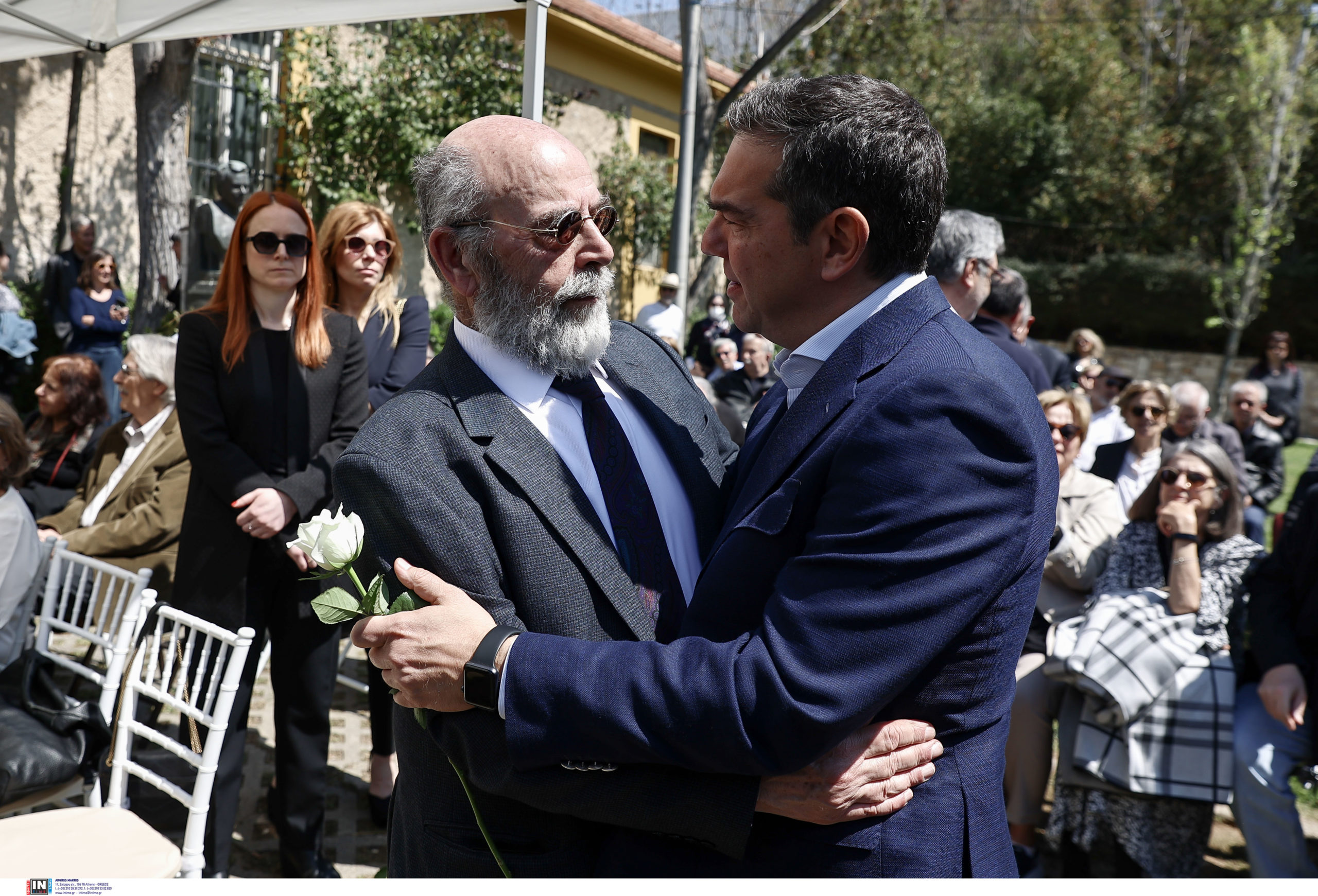 Κηδεία Μυρσίνης Ζορμπά