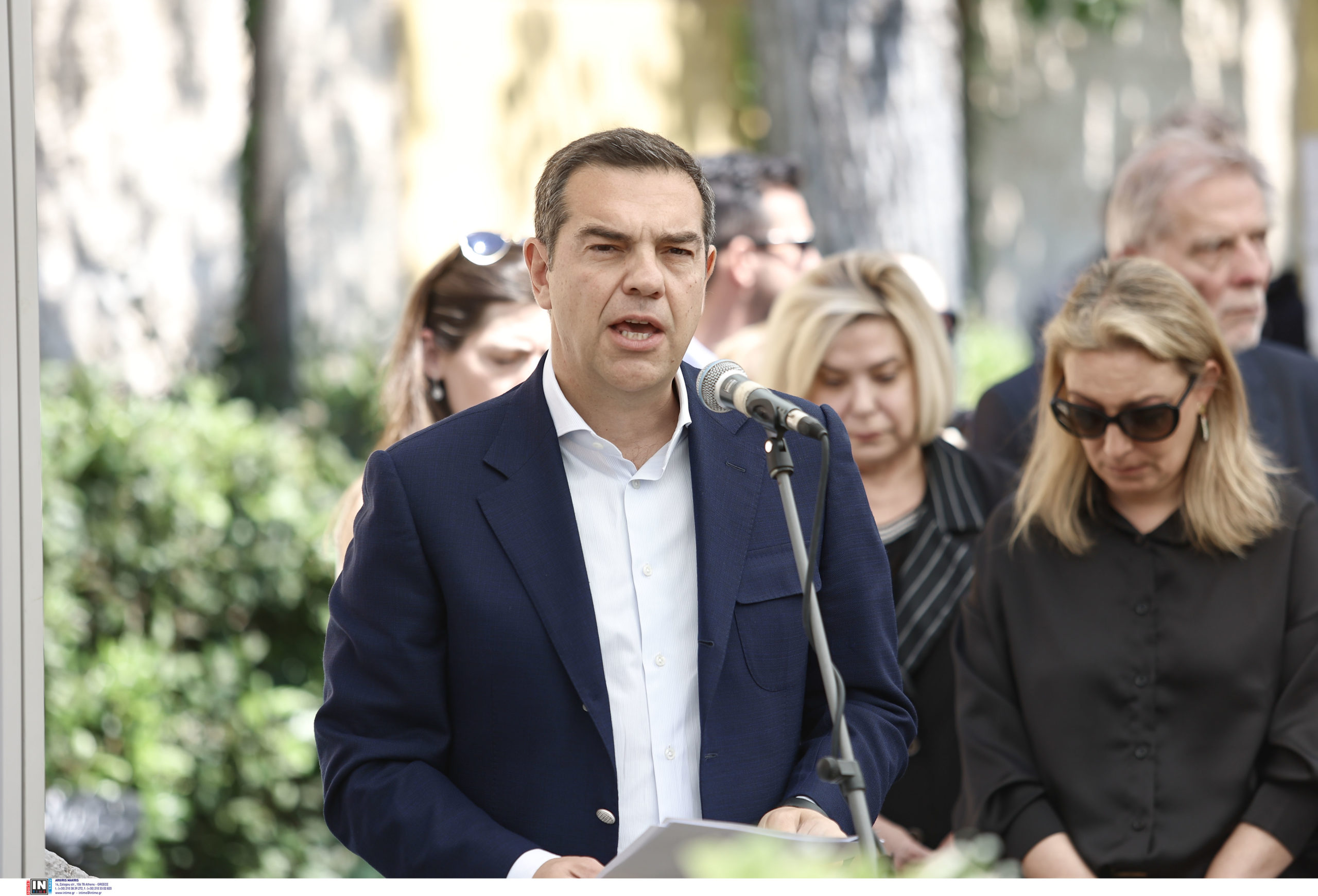 Κηδεία Μυρσίνης Ζορμπά