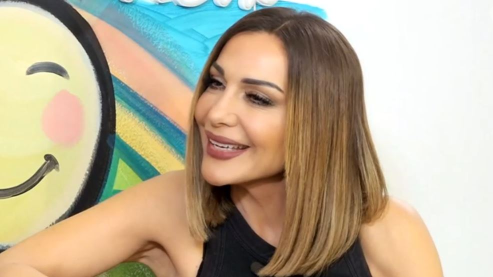 Δέσποινα Βανδή: Δεν κοιμάμαι με την άποψη του καθένα, αλλά σε μια αγκαλιά