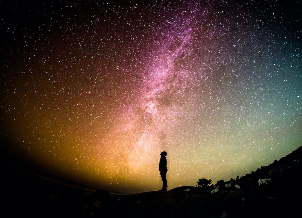 Νευροεπιστήμονας αποκαλύπτει γιατί κάποιοι βιώνουν επιθανάτιες εμπειρίες