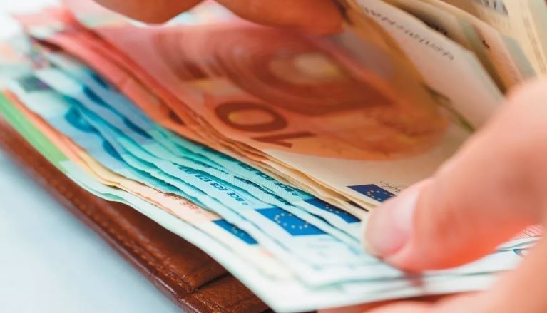 e-ΕΦΚΑ: Πότε και πώς θα καταβληθούν τα αυξημένα επιδόματα – Ποιοι θα πάρουν αναδρομικά