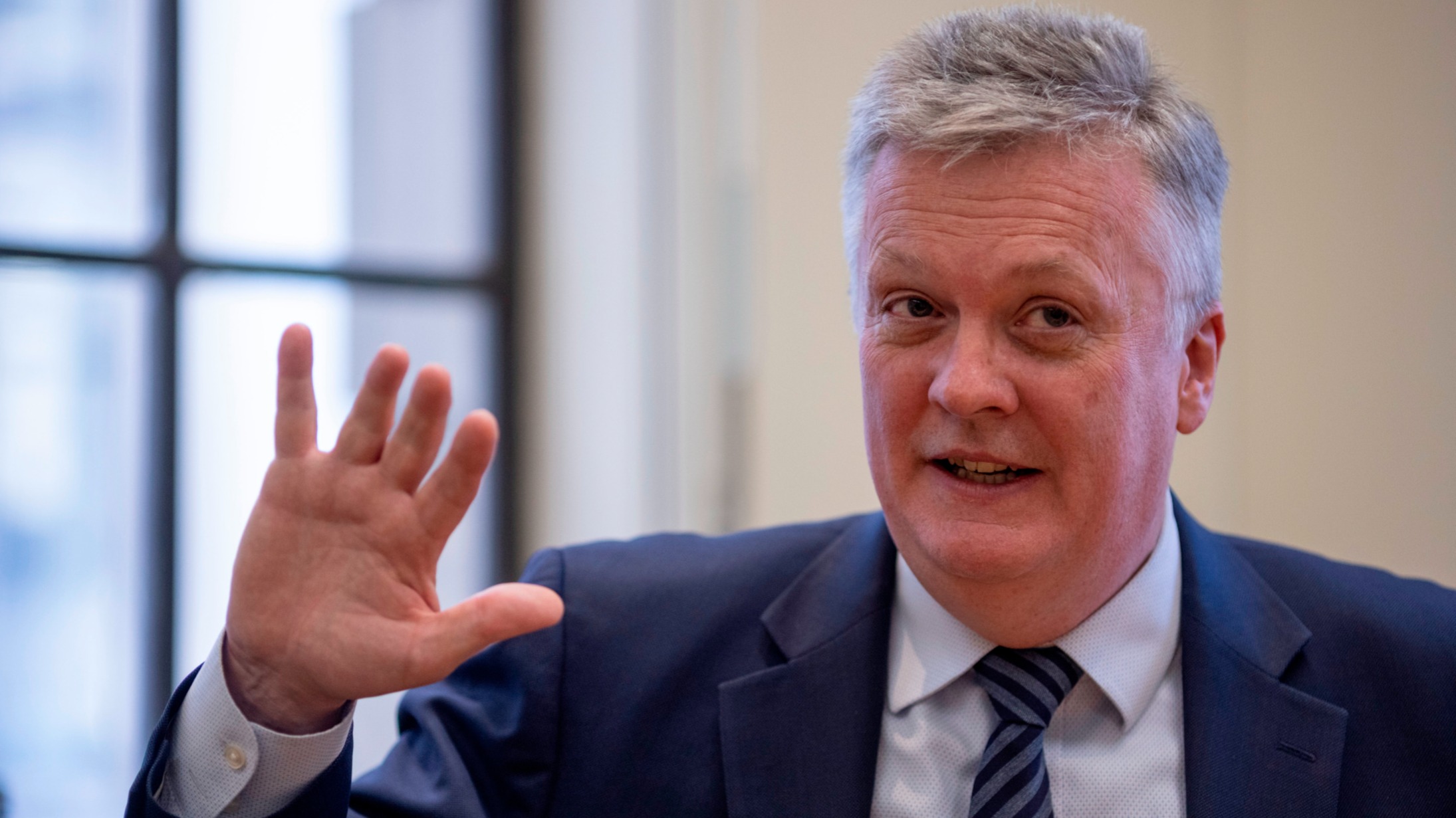 Βρετανία: «Να δεχτούμε ότι είμαστε φτωχότεροι» – Η προειδοποίηση κορυφαίου οικονομολόγου