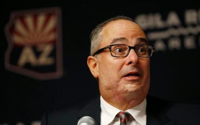 Άντριου Μπάρογουεϊ - Καλλιθέα