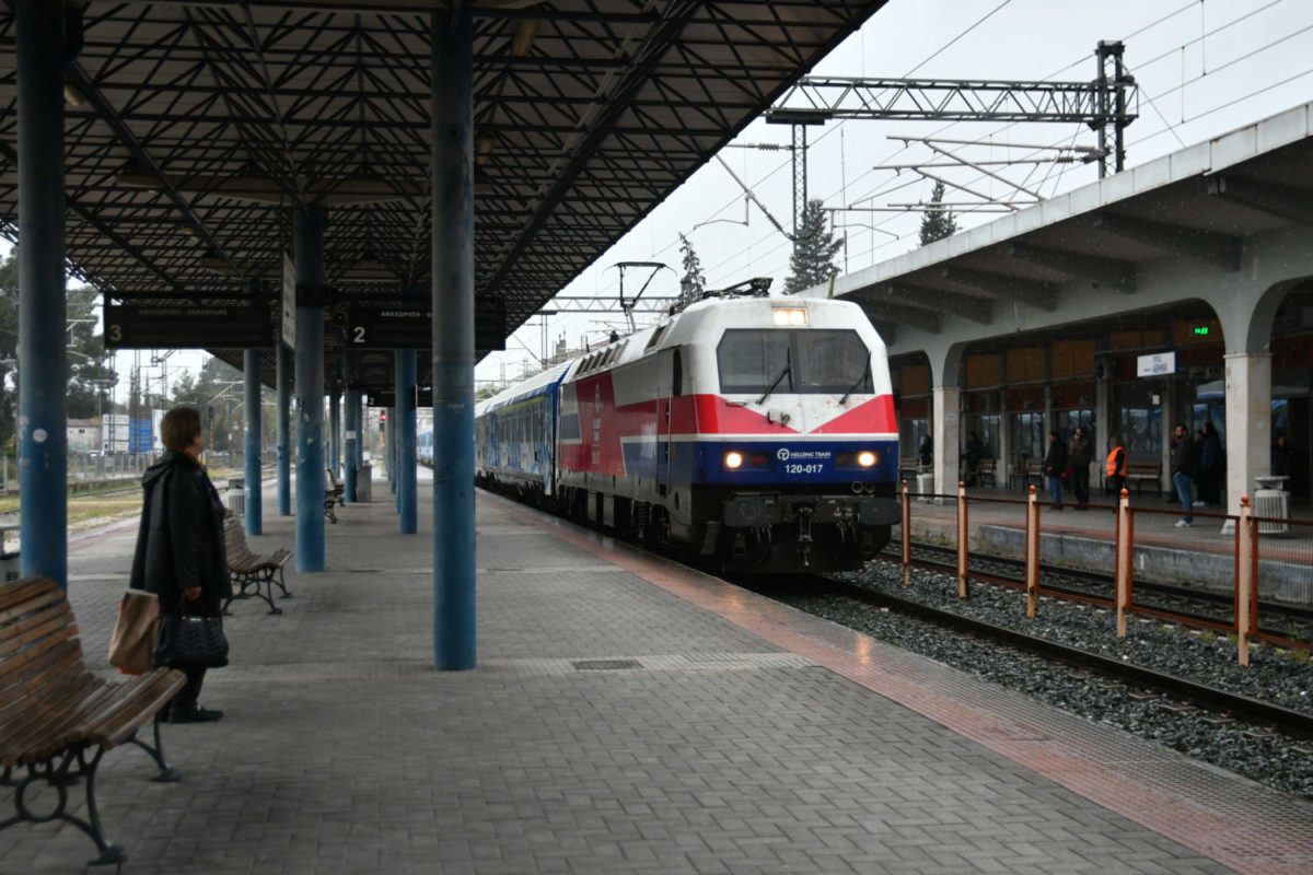 Λάρισα επιβάτης