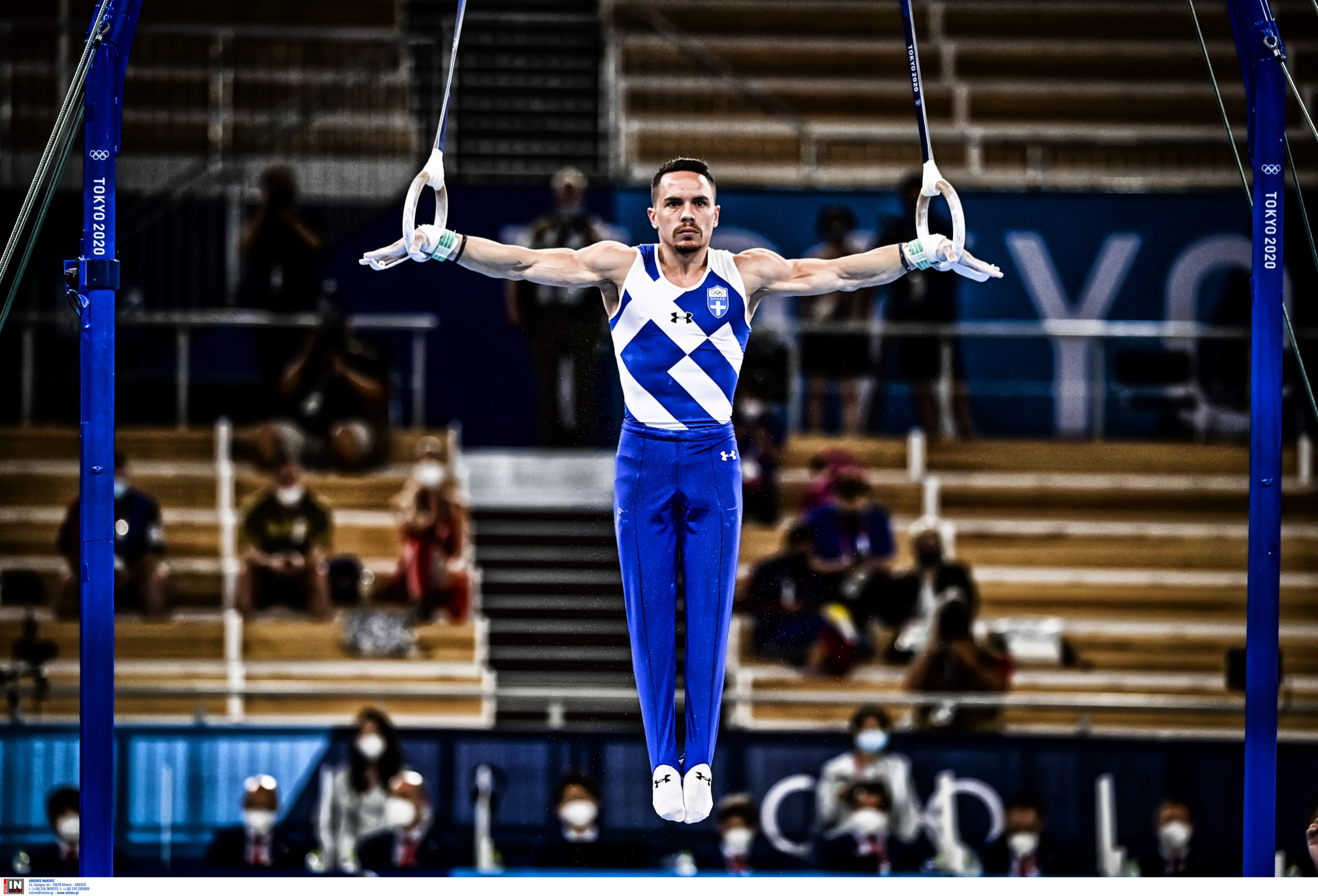 Λευτέρης Πετρούνιας