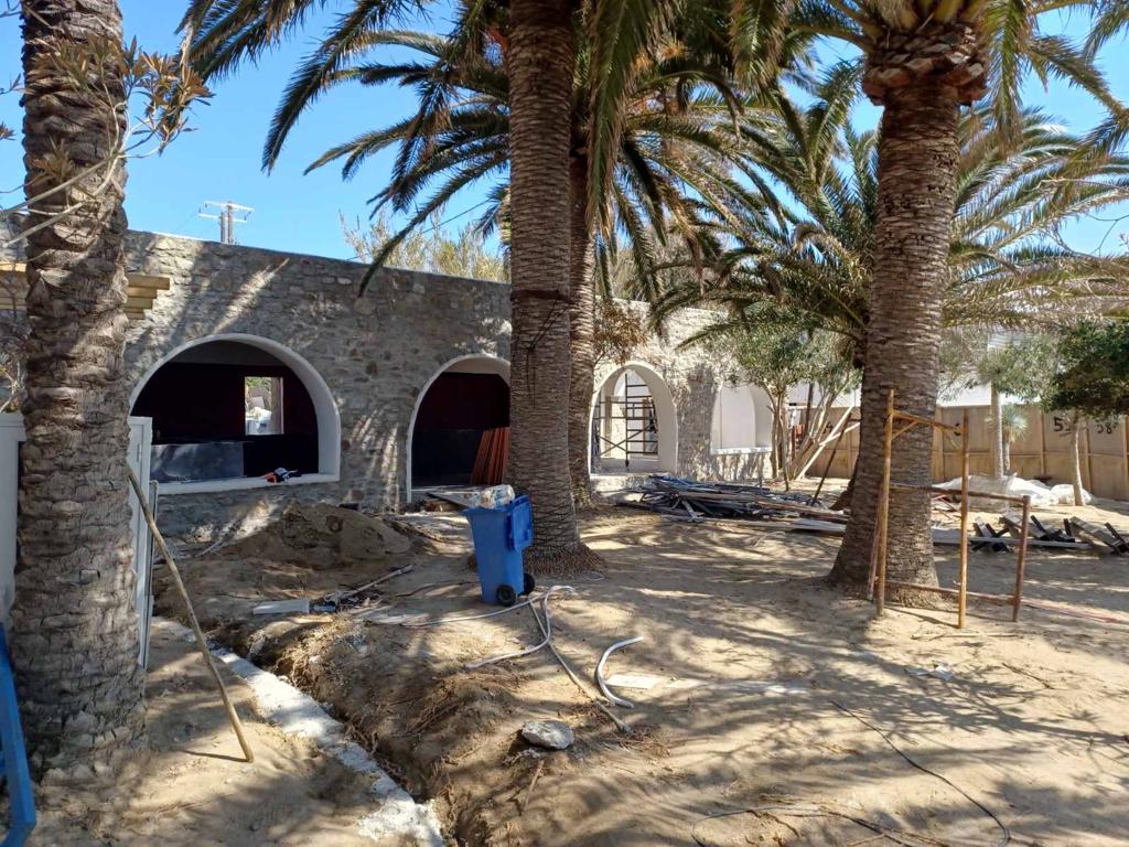 Μύκονος: Επτά συλλήψεις για πολεοδομικές παραβάσεις – Τι εντόπισαν οι «ράμπο» του υπουργείου Περιβάλλοντος