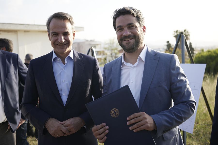 Μητσοτάκης: Ανακοίνωσε την παραχώρηση του στρατοπέδου Μαρκοπούλου στον Δήμο Χανίων