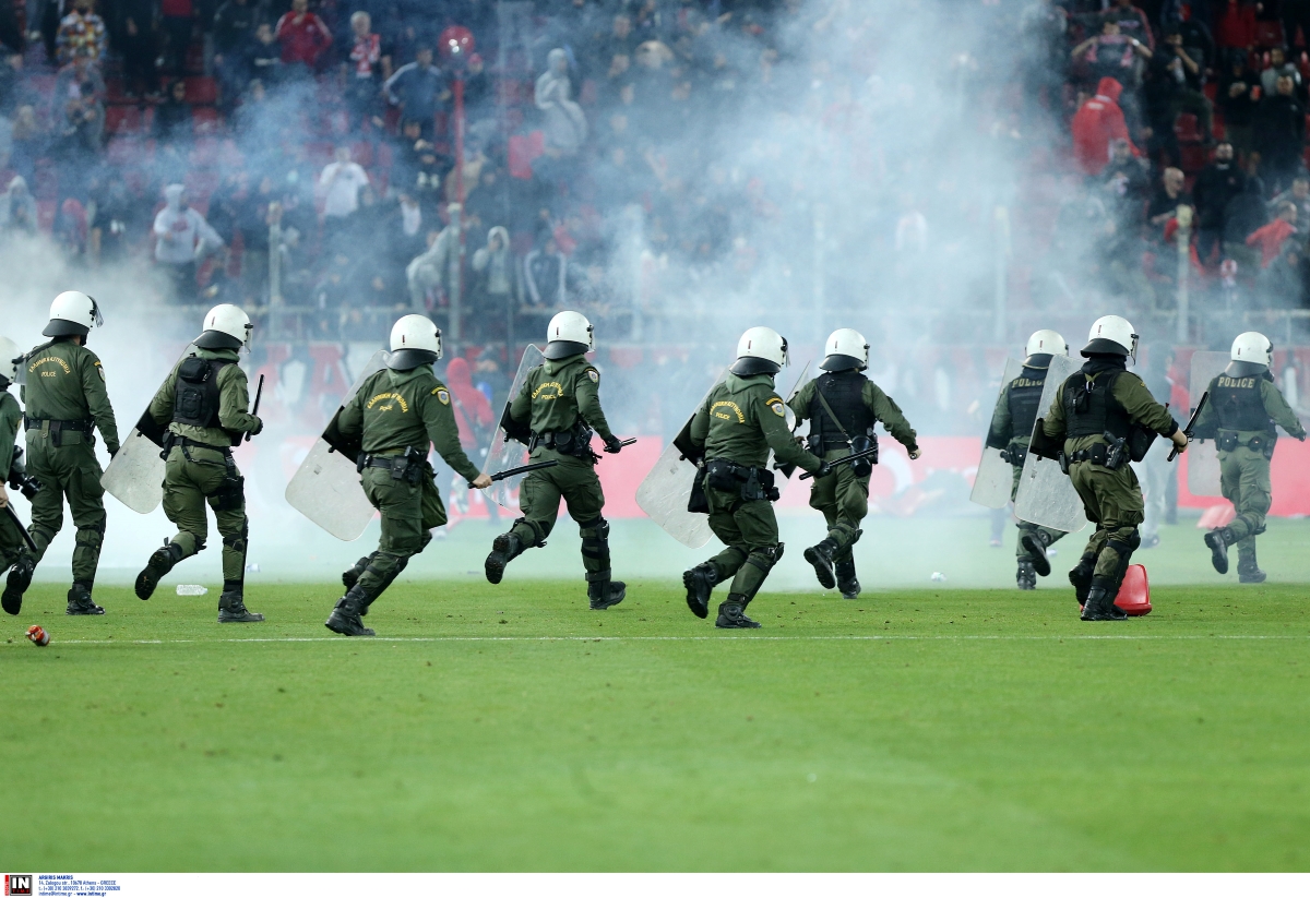 Βρούτσης: Με οποιαδήποτε παράβαση τα γήπεδα θα κλείνουν – Αύριο το χρονοδιάγραμμα για κάμερες και ταυτοπροσωπία