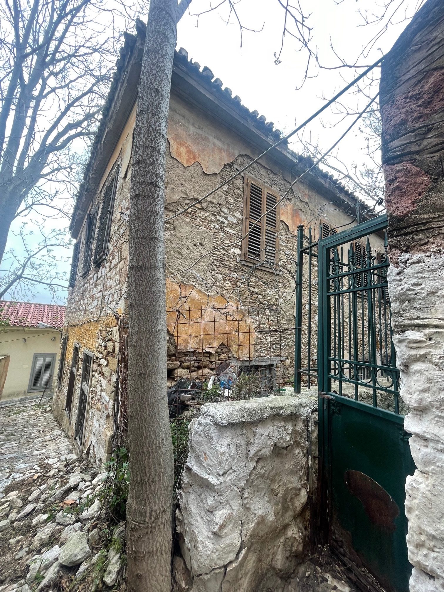 Πλάκα κτίριο Διοσκούρων 7