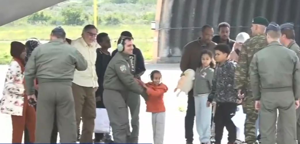 Σουδάν: Επέστρεψαν στην Ελλάδα ακόμη 16 Έλληνες