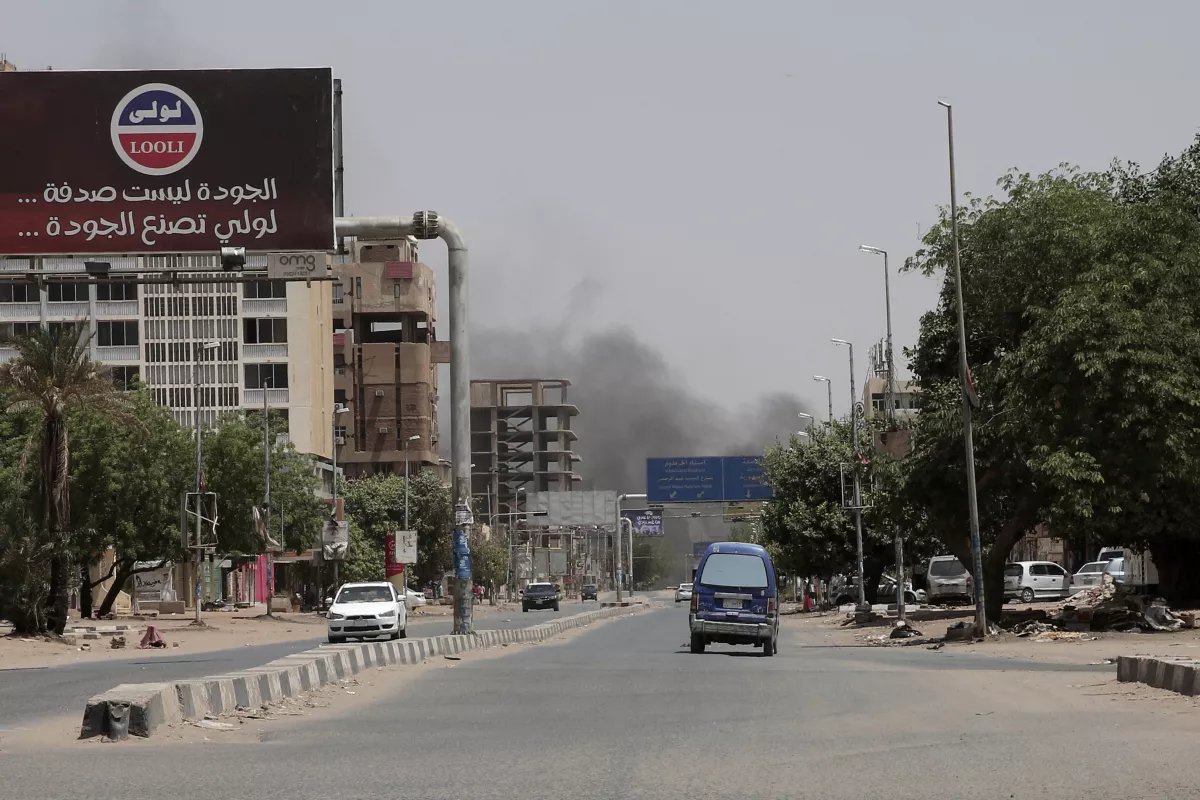 Σουδάν: Τουλάχιστον τρεις άμαχοι είναι νεκροί από σφοδρές συγκρούσεις μεταξύ στρατού και παραστρατιωτικών δυνάμεων