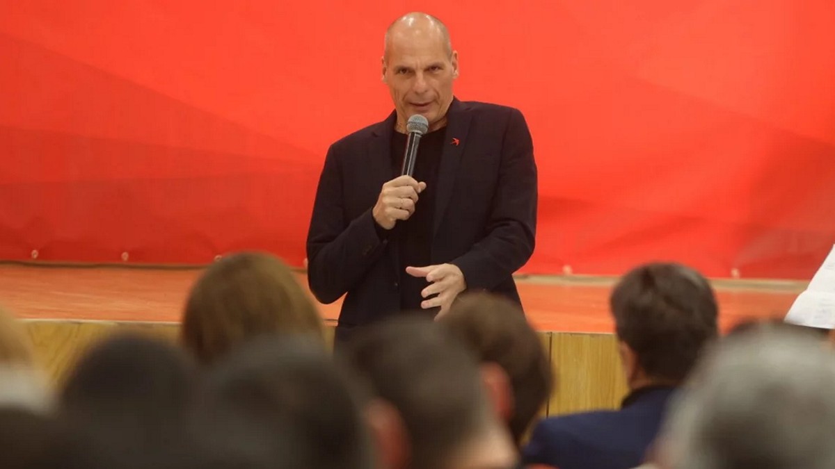 Γιάνης Βαρουφάκης: «Αν κλείσουν οι τράπεζες θα έχουμε “Δήμητρα”, αν βγούμε από το ευρώ θα πάμε στην δραχμή»