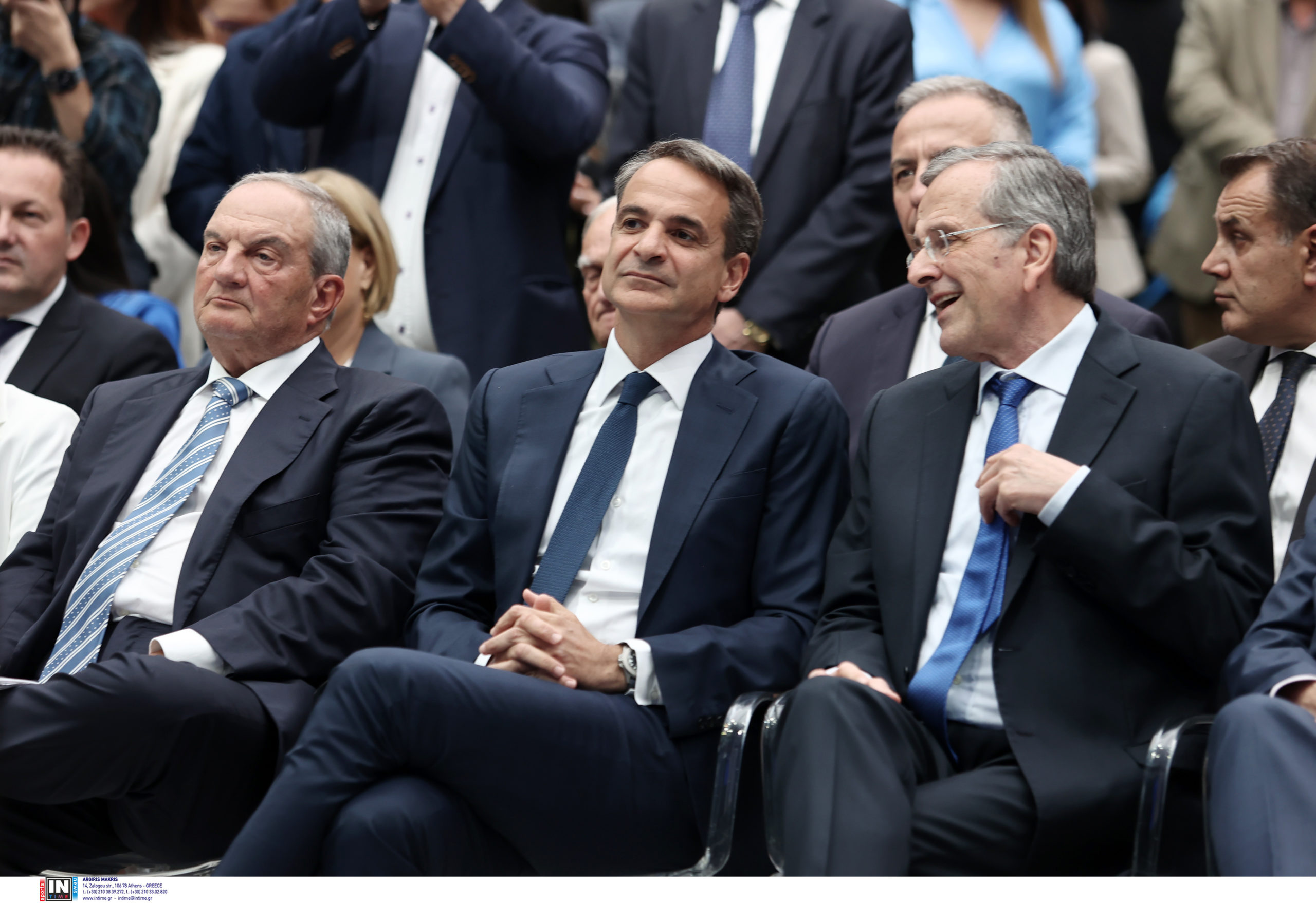 Ζάππειο: Μήνυμα ενότητας και νίκης της Ν.Δ. από Μητσοτάκη, Σαμαρά και Καραμανλή