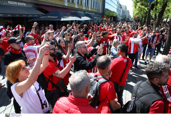 Ολυμπιακός φίλαθλοι