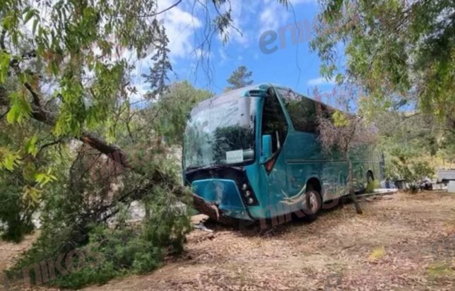 Αίγινα- πούλμαν- τροχαίο