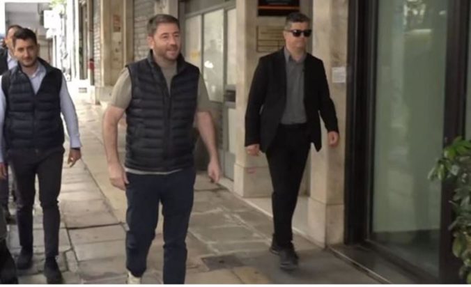 Εκλογές 2023: Στα γραφεία του ΠΑΣΟΚ ο Νίκος Ανδρουλάκης
