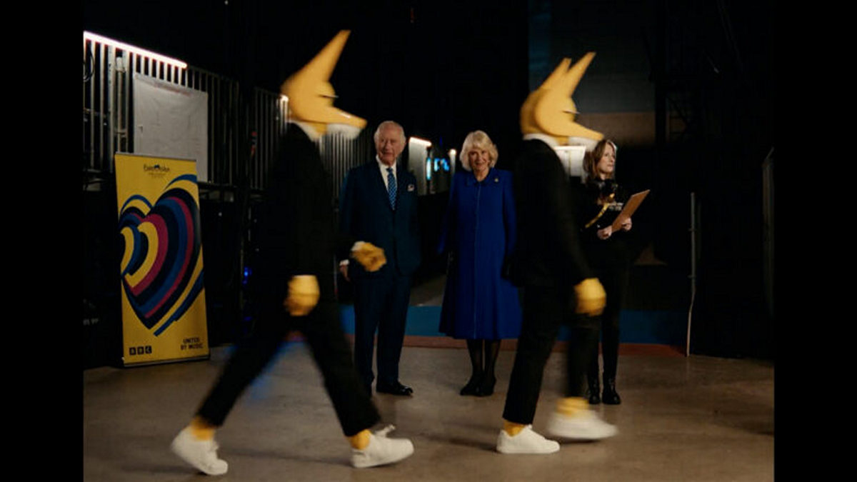 Eurovision 2023: Η «εμφάνιση αστραπή» του βασιλικού ζεύγους Καρόλου – Καμίλας στο Λίβερπουλ για τον Α’ ημιτελικό