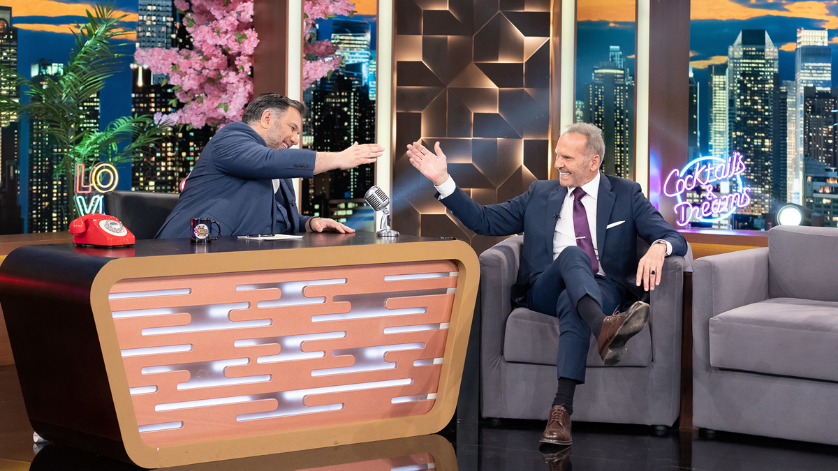 Πέτρος Κωστόπουλος: Το «ΚΛΙΚ», η παρουσία στο Ευρωκοινοβούλιο, το late night και το Παρίσι