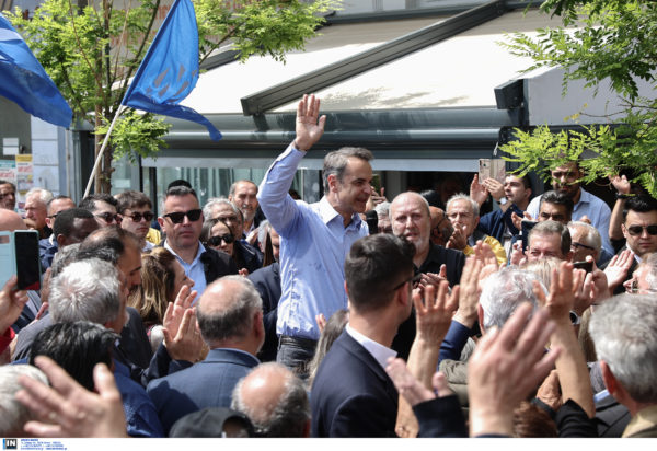 Στην Νίκαια ο Κυριάκος Μητσοτάκης