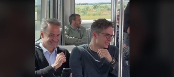 Ο Κυριάκος Μητσοτάκης με τον γιο του