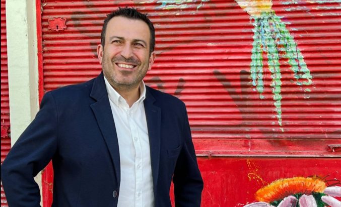 Στέφανος Παραστατίδης