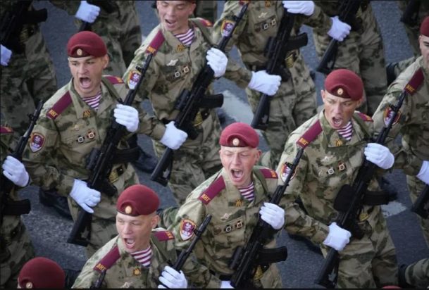 Παρέλαση στην Ρωσία- Δηλώσεις Πούτιν