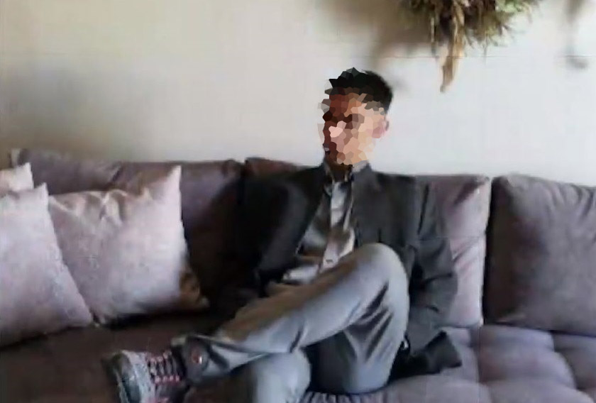 Ακρόπολη: «Μαμά συγγνώμη…» – Βγήκε από το νοσοκομείο ο 18χρονος που δέχτηκε επίθεση με μαχαίρι