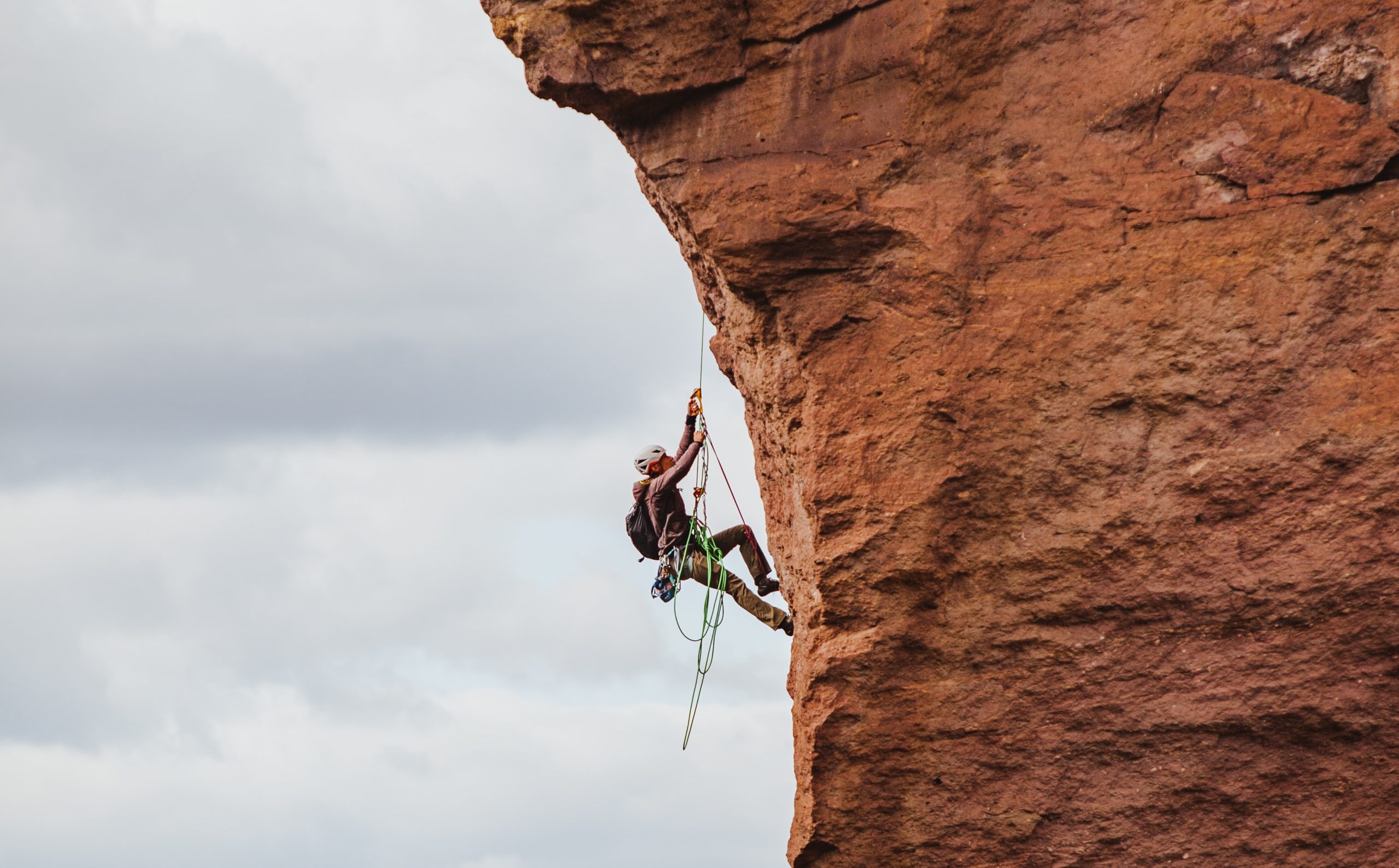 Νεκρός 66χρονος αναρριχητής στην Κάλυμνο – Έπεσε στο κενό από ύψος 10 μέτρων