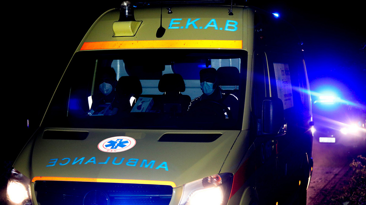 Tροχαίο στο Ηράκλειο: Μηχανή εξετράπη της πορείας της – Στο νοσοκομείο με βαριά τραύματα ο οδηγός