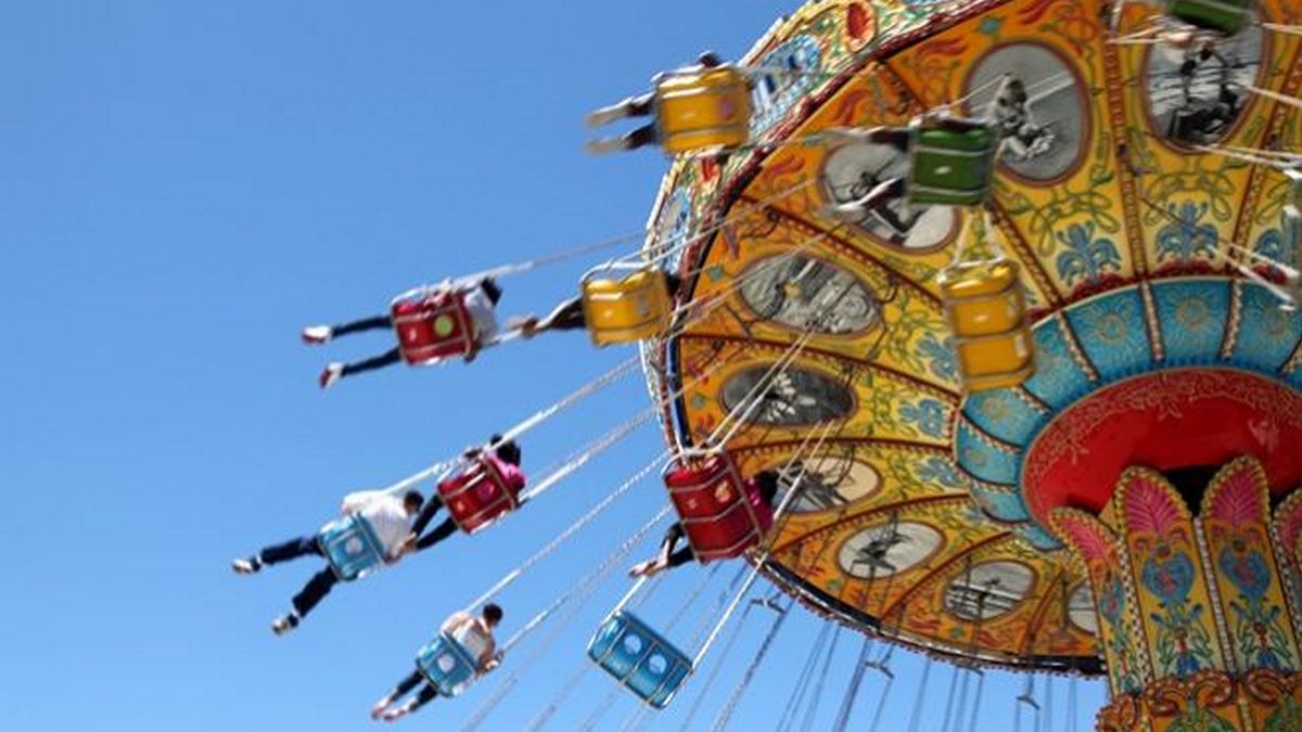 Ρωσία: Κατέρρευσε καρουζέλ σε λούνα παρκ – 20 τραυματίες – Σοκαριστικό βίντεο
