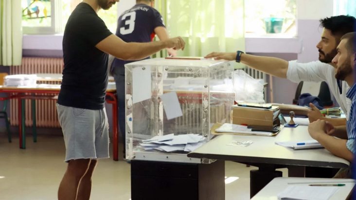 Ψηφοφορία σε εκλογές.