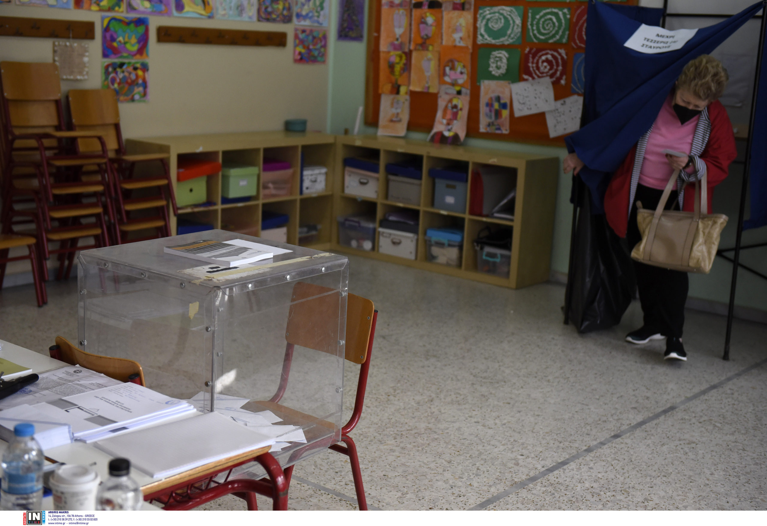 Εκλογές 2023: Ξαφνική αδιαθεσία για δικαστική αντιπρόσωπο στο Μαρούσι – Τι συνέβη