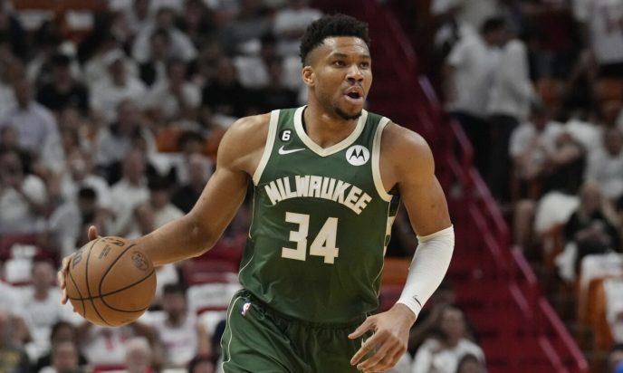 Γιάννης Αντετοκούνμπο