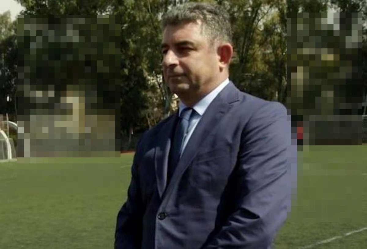 Γιώργος Καραϊβάζ