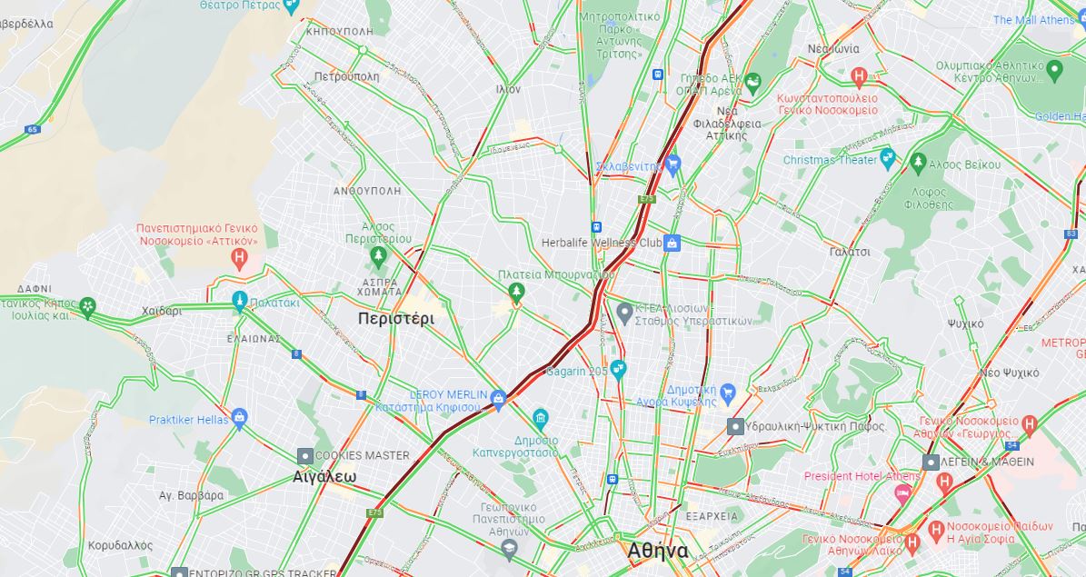 Κίνηση: Τροχαίο στην Λεωφόρο Αθηνών στο ύψος του Αιγάλεω – Ουρές χιλιομέτρων