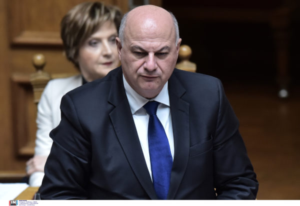 Κώστας Τσιάρας