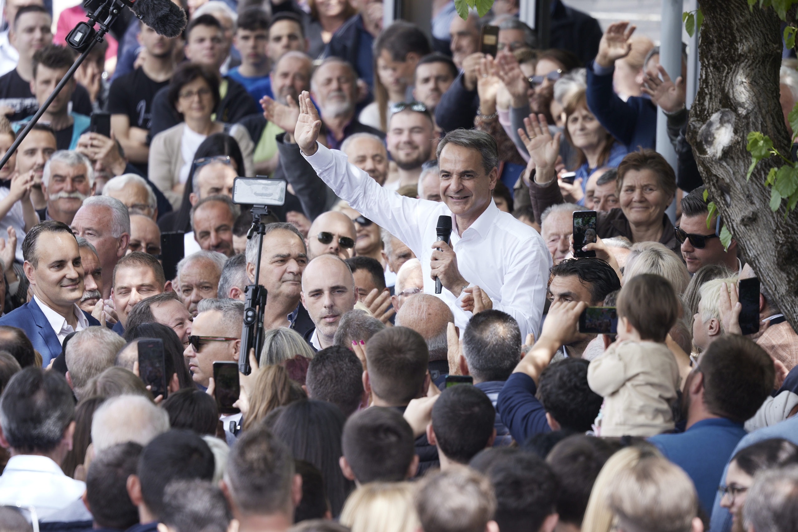 Μητσοτάκης: Μετά την διαπραγμάτευση στις Βρυξέλλες έφερα πίσω 31 δισ., άλλοι σας φόρτωσαν ένα αχρείαστο τρίτο μνημόνιο