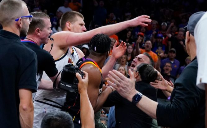 Νίκολα Γιόκιτς NBA καβγάς