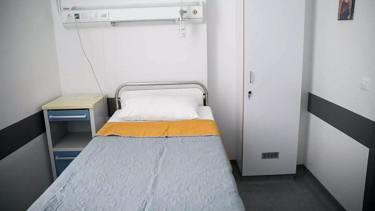 Θεσσαλονίκη: Πέθανε ο γιατρός που αυτοπυρπολήθηκε στα Πεύκα